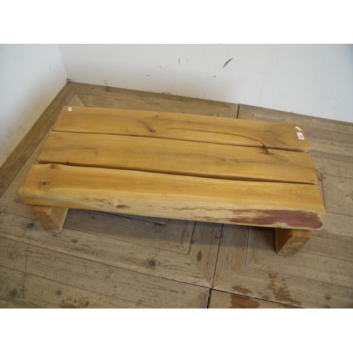 415 - Rustic lightwood planked step/stool with rope work handles (width 99cm)