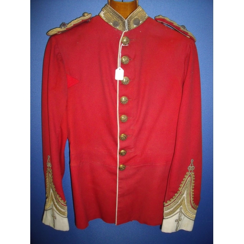 114 - Victorian officers dress tunic with Queens Crown Egypt Sphinx buttons within laurel, with white faci... 