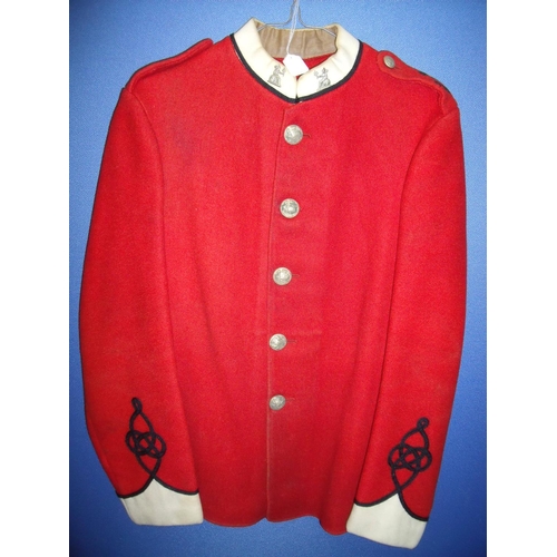 55 - Victorian Norfolk 4th Volunteer ORs tunic with white cuffs & collar, with associated collar dogs and... 