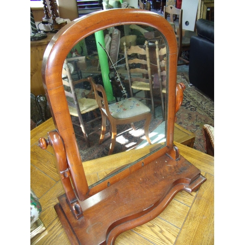 42 - Victorian mahogany framed dressing table mirror (width 49cm)