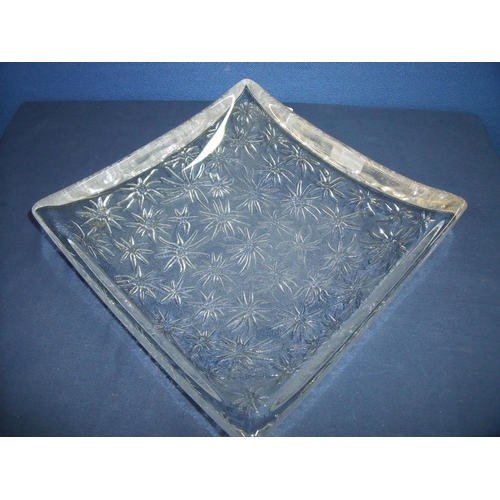 23 - Large square mid 20th C shallow glass platter with floral detail (27cm x 27cm x8cm)