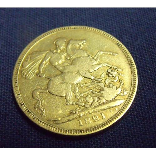 110 - 1821 George IV full gold sovereign
