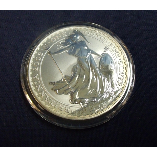 114 - Cased silver proof ER II £2 Britannia 2002 coin