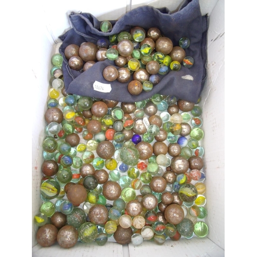 179 - Large collection of various vintage assorted marbles