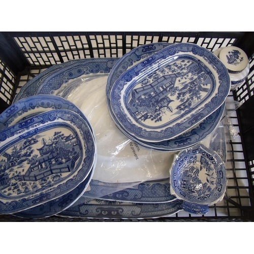 33 - A set of graduating blue & white meat plates, matching blue & white serving plates and other items i... 