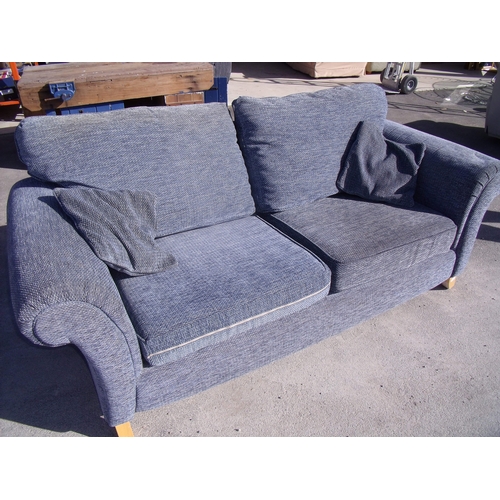 385 - Modern as new large two seat sofa on beech supports (width 200cm)