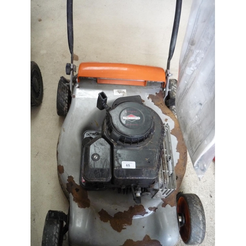 65 - Petrol mower with no markings, Briggs and Straten engine
