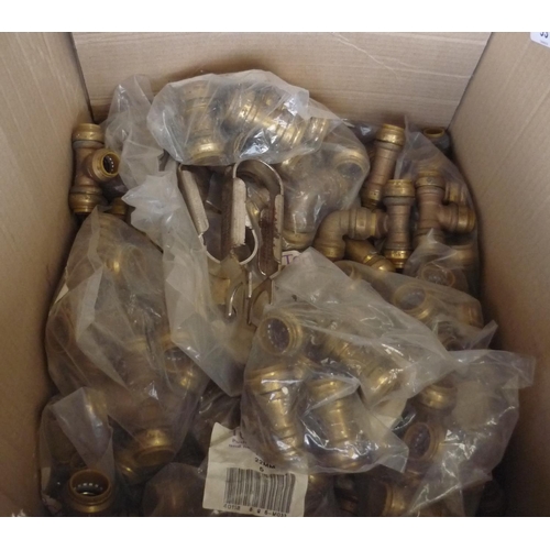 93 - Box of brass plumbers connectors of various sizes