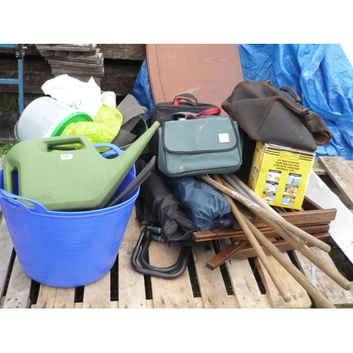 202 - Three plastic feeding buckets containing a selection of car cleaning equipment, a folding directors ... 