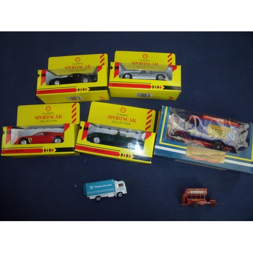 109 - Collection of mostly boxed diecast collectors vehicles including Shell Classic Sports Car Collection
