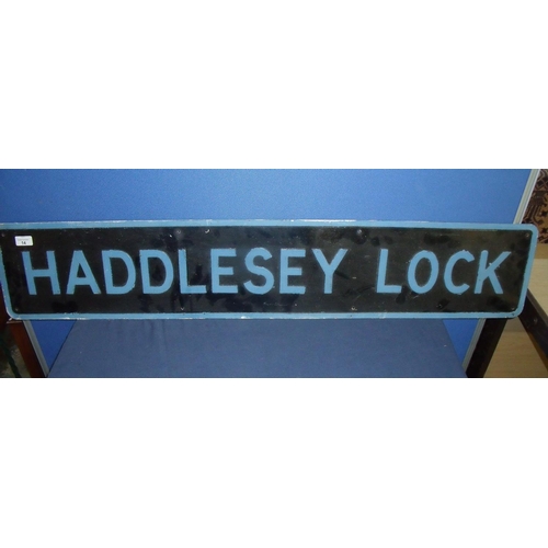 14 - Painted aluminium sign Haddlesey Lock (122cm x 23cm)