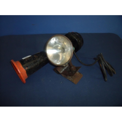 15 - Vintage spot light and a railway type train horn (2)