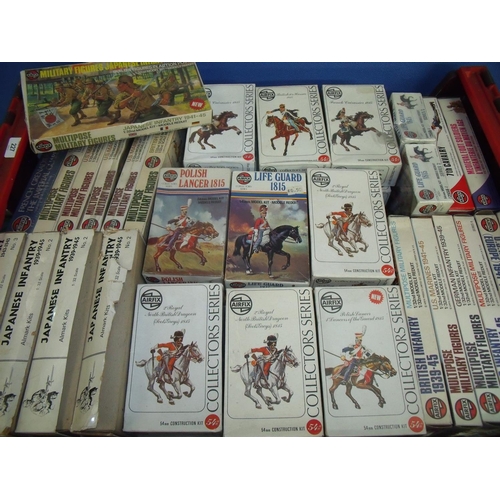 227 - Box containing extremely large quantity of mostly Airfix military figures including Japanese Infantr... 