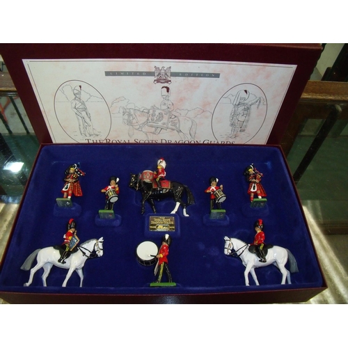 346 - Boxed Britains Limited Edition Royal Scots Dragoons Guard boxset No OO3904