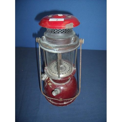 7 - Vintage enamel Tilly lamp