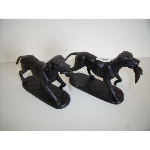 260 - Pair of cast metal figures of sporting dogs with pheasants (height 14cm)