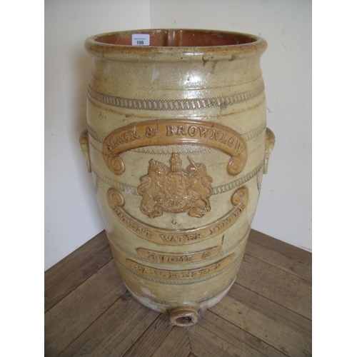 198 - Large stoneware Slack & Brownlow patent water filter Hulme & Manchester, with twin carrying handles ... 