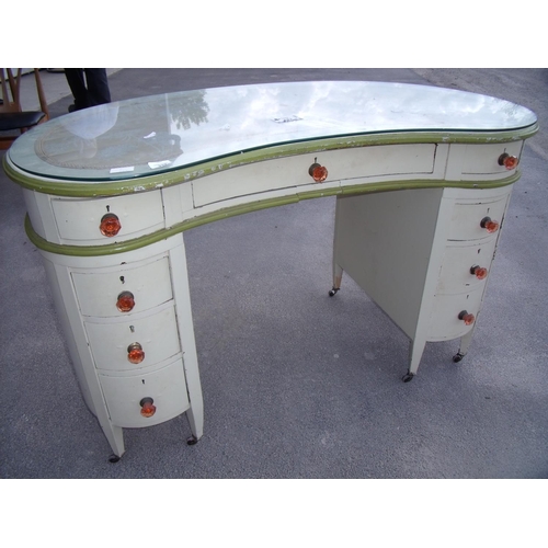 332 - Early - mid 20th C cream painted kidney shaped dressing table with central drawer flanked by two sho... 