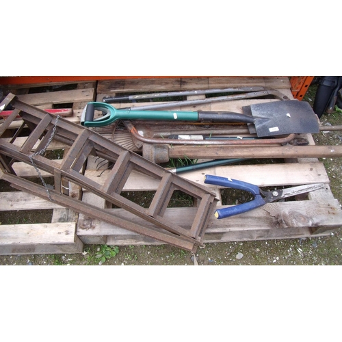 117 - Selection of garden tools including set of old style car ramps