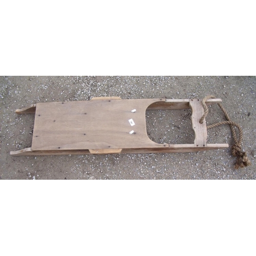 161 - Child's sledge with steel runners