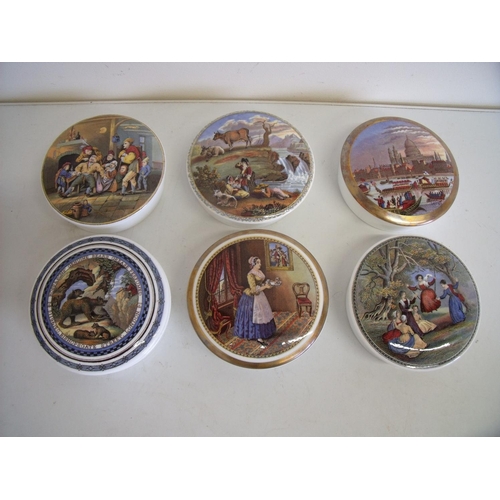 34 - Collection of Coalport Limited Edition pot lid series with certificates, boxes etc