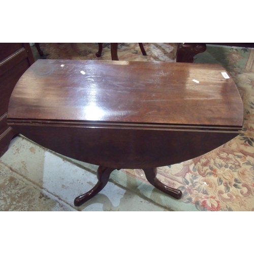 297 - Victorian mahogany drop-leaf table on turned column of three outsplayed supports