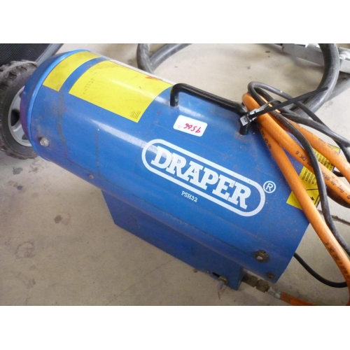 67 - Gas Draper garage heater
