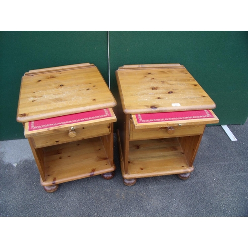 302 - Pair of pine bedside cabinets with single drawer and brushing slides