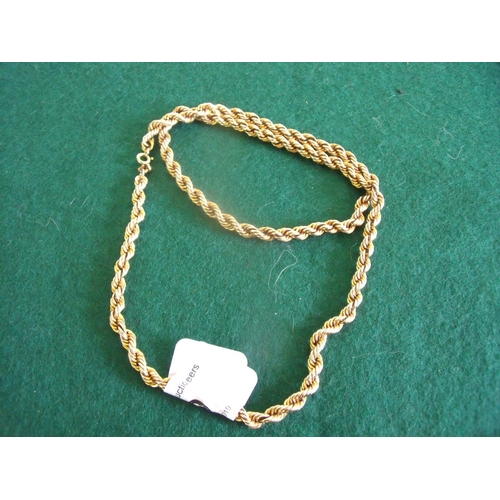 9 - Italian 9ct gold necklace