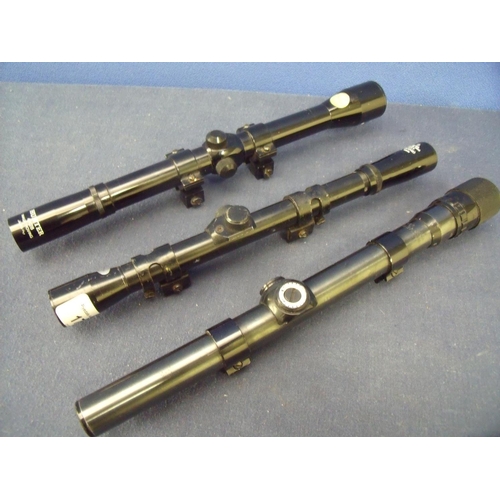 318 - Weaver 3-6x20 rifle scope and two others including 4x20 and 4x28 (3)