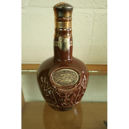 129 - Chivas Brothers Royal Salute 21 year old blended Scotch Whisky in ceramic decanter (with leakage)