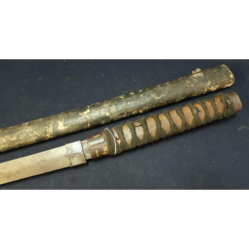 284 - 18th C heavy Japanese sword blade with 32 inch blade and later grip and scabbard