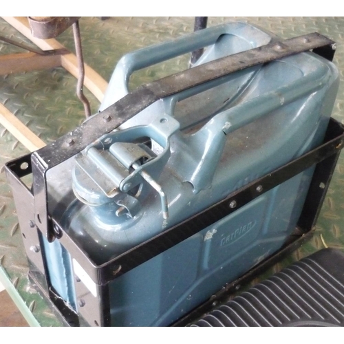 49 - 10l jerry can in a carrying case