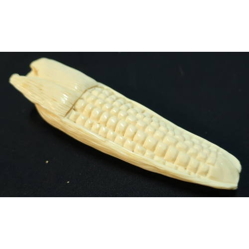 28 - Edo period Japanese Okimono of a cob of corn, possible marine ivory (overall length 16cm)