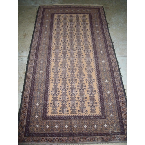 208 - Old Baluchi rug (200cm x 105cm)
