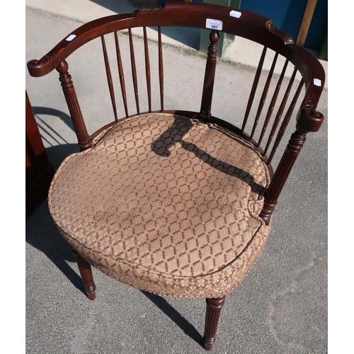 225 - Edwardian mahogany corner chair, curved back with carved Acanthus leaf decoration and circular seat,... 