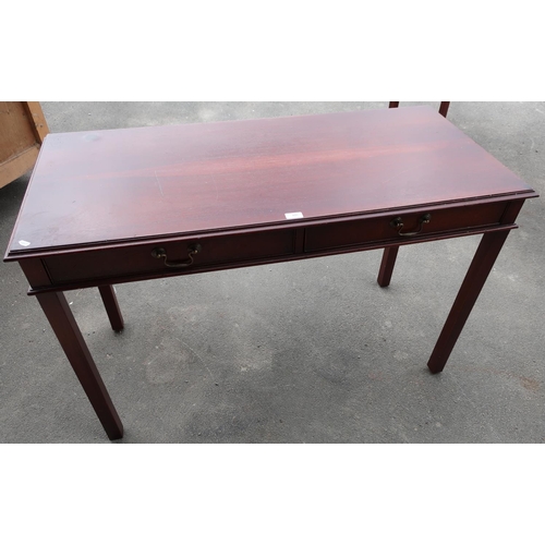 480 - Georgian style mahogany finish side table with two frieze drawers (121cm x 55cm x 77cm)
