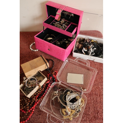 49 - Box containing an extremely large collection of various assorted costume jewellery