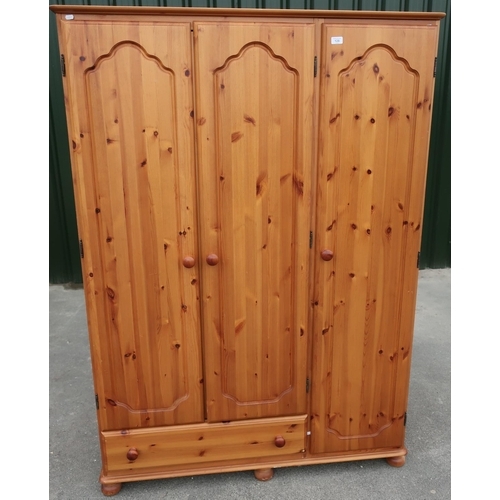 128 - Modern pine triple door wardrobe with single drawer to the base (width 124cm)