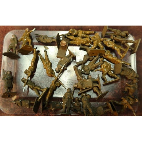 106 - Box containing a selection of various miniature metal circa WWI British soldiers