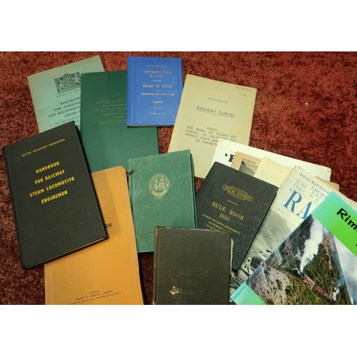 17 - Box containing a quantity of various railway ephemera and paperwork including Ministry Of Transport ... 