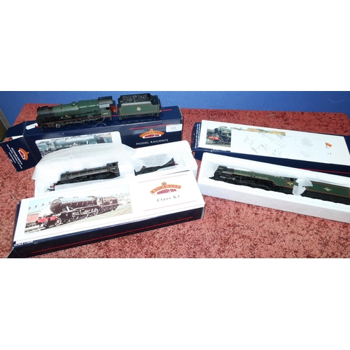 221 - Three boxed Bachmann Branchline OO gauge locomotives & tenders including The Northern Staffordshire ... 