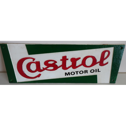 93 - Reproduction cast metal Castrol Motor Oil advertising sign (48.5cm x 17.5cm)