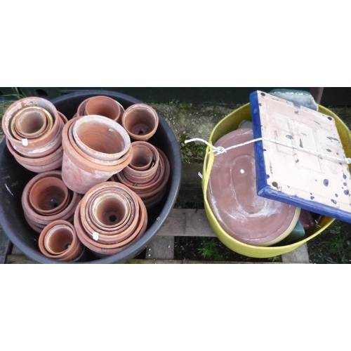 175 - Two plastic buckets containing large quantity of terracotta pots and other planters