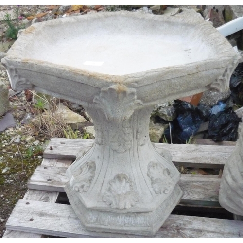 187 - Gothic birdbath with hexagonal top