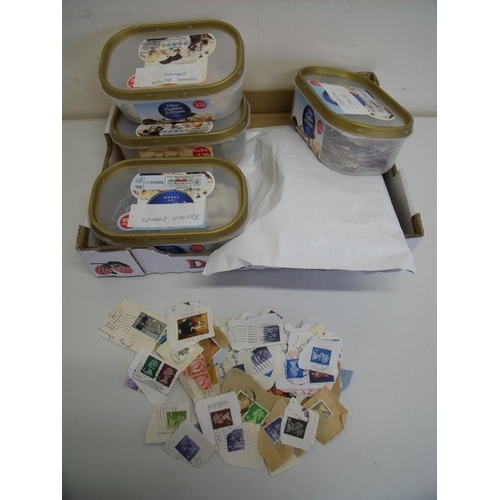 61 - Small collection of stamps including FDCs, loose British ERII stamps, various Commonwealth, foreign ... 