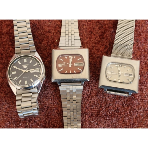 252 - Three gents Seiko wristwatches