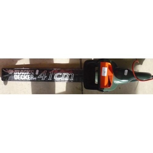 90 - Black and Decker 41cm electric hedge trimmer