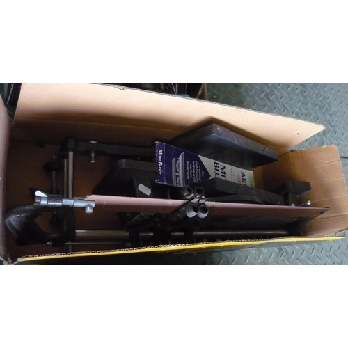 17 - Boxed Wickes Precision miter saw