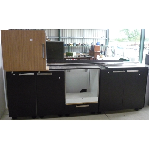 60 - Large selection of kitchen units with drawers, cupboards and a wall unit